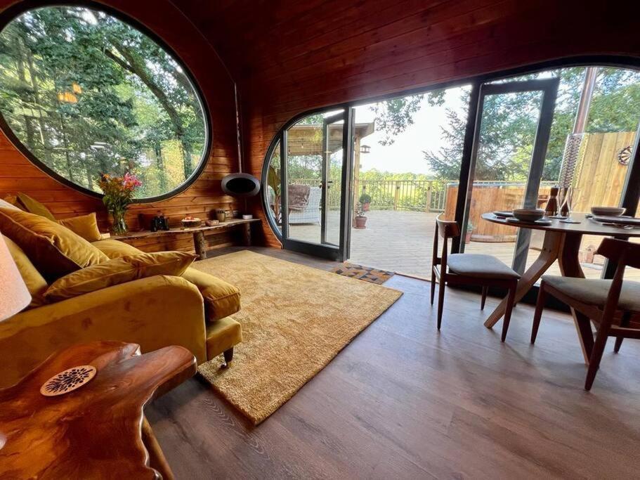 The Pines Treehouse At Treetops Hideouts Ричмънд Екстериор снимка