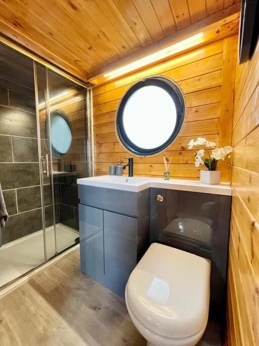 The Pines Treehouse At Treetops Hideouts Ричмънд Екстериор снимка
